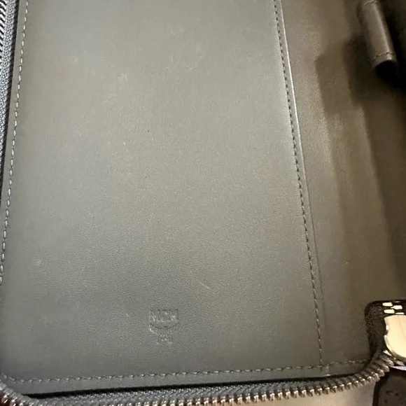MCM Ottomar Large Wallet - Picture 5 of 7
